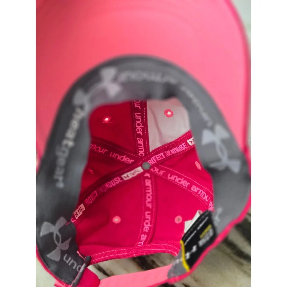 Under Armour Pink HeatGear Womens Adjustable Baseball Cap‎ Hat OSFA Polyester
